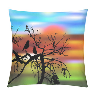 Personality  Silhouette Of Birds On A Tree At Sunset Pillow Covers