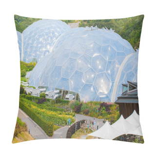Personality  Eden Project Cornwall Pillow Covers