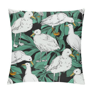 Personality  Vector Sky Bird Seagull In A Wildlife Isolated. Black And White Engraved Ink Art. Seamless Background Pattern. Pillow Covers