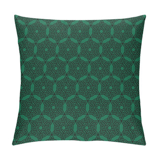 Personality  Celtic Knot Pattern On Green Pillow Covers