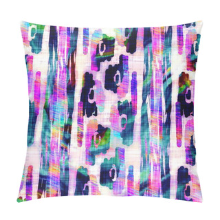 Personality  Blurry Rainbow Glitch Camo Texture Background. Irregular Bleeding Watercolor Tie Dye Seamless Pattern. Ombre Distorted Boho Batik Camouflage All Over Print. Variegated Trendy Dipping Wet Effect. Pillow Covers