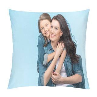 Personality  Mother And Daughter Hugging Pillow Covers