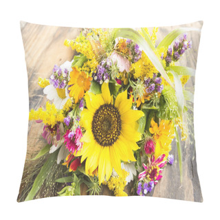 Personality  Fresh Bouquet Of Summer Flowers Pillow Covers