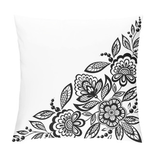 Personality  Corner Ornamental Lace Flowers Are Decorated In Black And White Pillow Covers