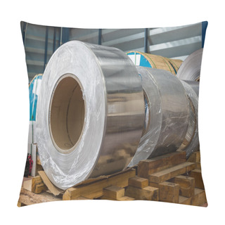 Personality  Aluminium Coils Pillow Covers