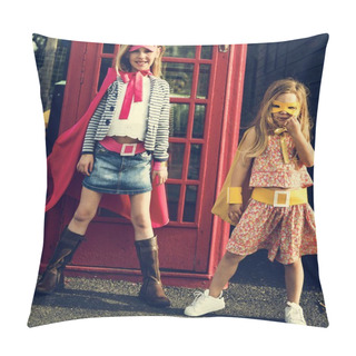 Personality  Superheroes Girls In Costumes Pillow Covers