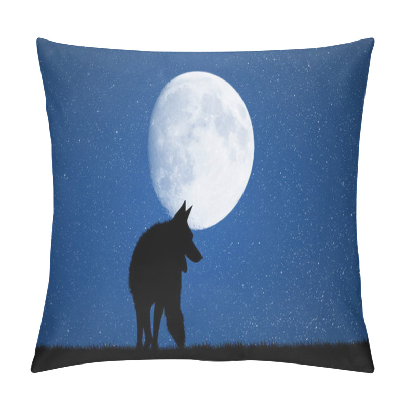 Personality  Wolf In The Moonlight Pillow Covers