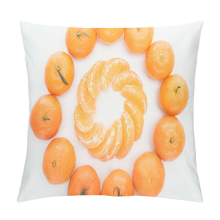 Personality  Flat Lay With Circles Of Peeled Tangerine Slices And Whole Tangerines On White Background Pillow Covers