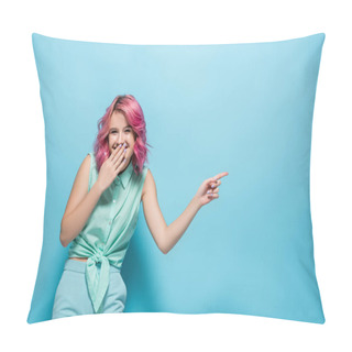 Personality  Young Woman With Pink Hair Pointing Aside And Laughing On Blue Background Pillow Covers