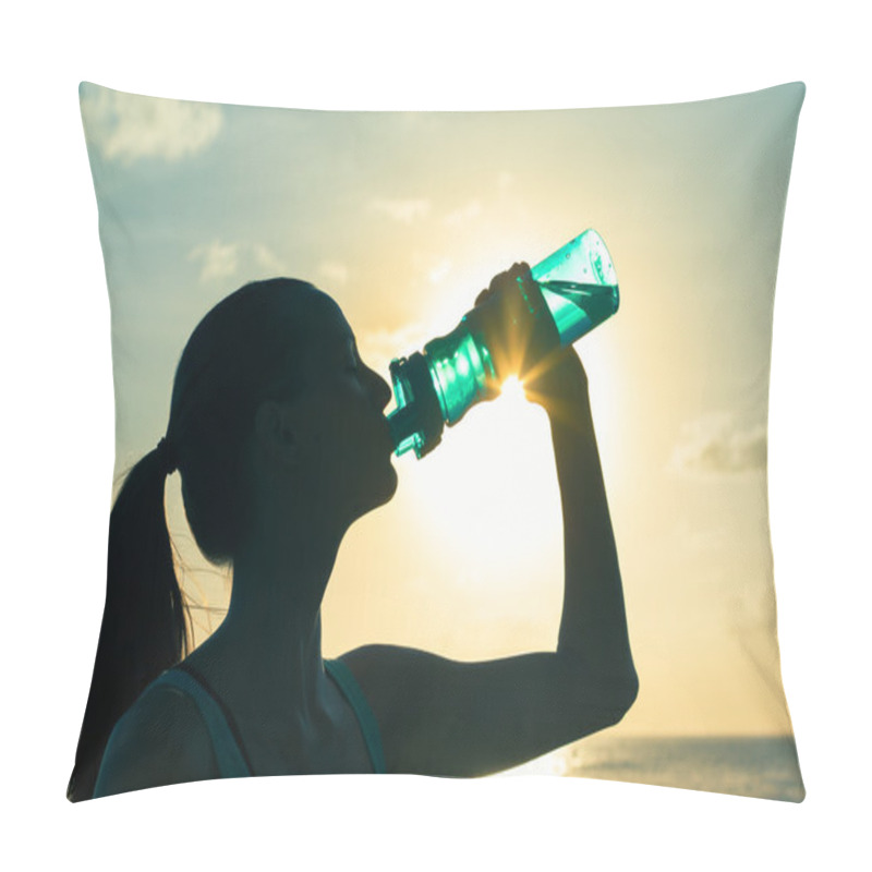 Personality  Woman drinking water pillow covers