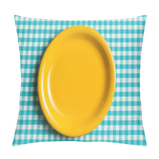 Personality  Empty Plate On Checkered Tablecloth Pillow Covers