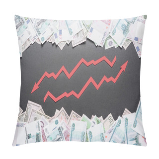 Personality  Increase And Recession Arrows In Frame Of Dollar, Euro And Ruble Banknotes On Black Background Pillow Covers