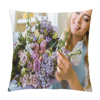 Personality  Smiling Female Florist Arranging Bouquet With Lilac And Roses In Flower Shop Pillow Covers