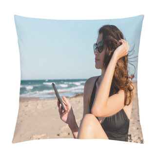 Personality  Young Woman In Swimsuit And Sunglasses Holding Smartphone Near Sea Pillow Covers