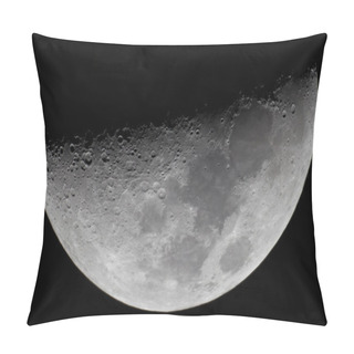 Personality  Moon - Waning Gibbous Pillow Covers
