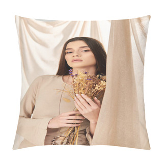 Personality  A Young Woman With Long Brunette Hair Holds A Bunch Of Dried Flowers, Exuding A Summery Vibe In The Studio. Pillow Covers