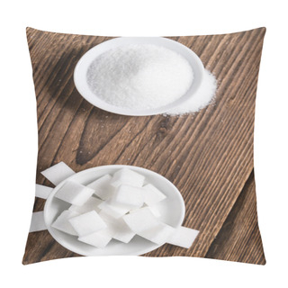 Personality  Table With White Sugar Pillow Covers