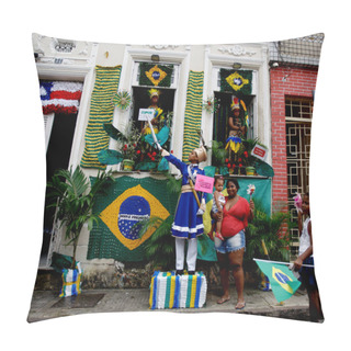 Personality  Salvador, Bahia / Brazil - July 2, 2015: Residence Facade Decorated With Themes Related To The Independence Of Bahia, Is Seen In The Historic Center Of The City Of Salvador, During The Celebration Of Dois De Julho. Pillow Covers