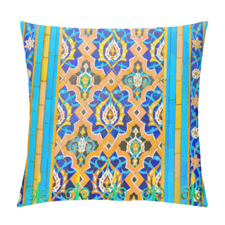 Personality  Wall Ornament Of The Cathedral Mosque Of Colorful Tiles Oriental Pattern Pillow Covers