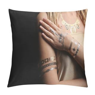 Personality  Young Blonde Girl With Golden And Silver Flash Tattoo On Black Background Pillow Covers