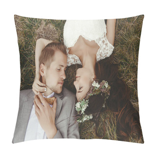 Personality  Newlyweds Lying On Grass Pillow Covers