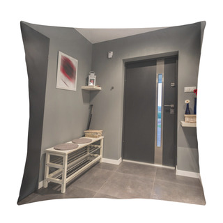 Personality  Cosy Grey Hall Pillow Covers
