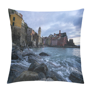 Personality  Vernazza At Sunset Pillow Covers