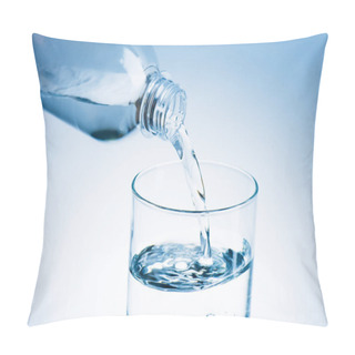 Personality  Pouring Water Pillow Covers