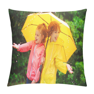 Personality  Girl And Boy During A Rain Under One Umbrella. Pillow Covers