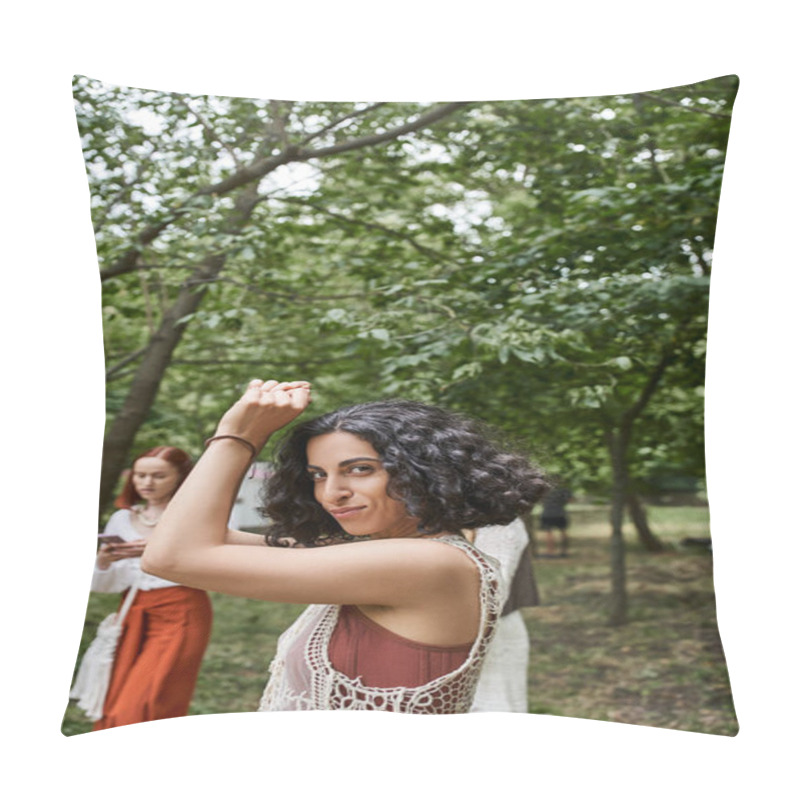 Personality  Smiling Multiracial Woman In Boho Outfit Looking At Camera On Lawn In Retreat Center Pillow Covers