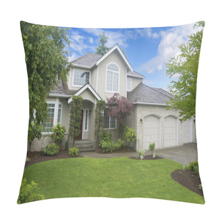 Personality  Large Classic American House With Three Car Garage. Pillow Covers