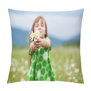 Personality  Child At Camomile Field Pillow Covers