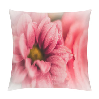 Personality  Beautiful Flowers With Drops Of Rain Water Pillow Covers