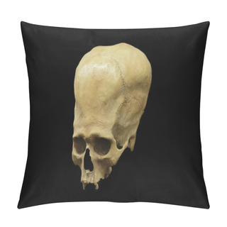 Personality Cuzco / Peru - 07.12.2017: Deformed Ancient Peruvian Skull. Isolated, Black Background. Pillow Covers