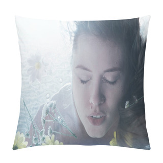 Personality  Close Up Of Beautiful Woman Posing Underwater With Closed Eyes Pillow Covers