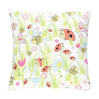 Personality  Texture Of Ladybirds In The Grass Pillow Covers