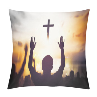 Personality  Christmas Concept: Worship And Praise God Pillow Covers