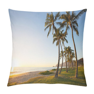 Personality  Beautiful Landscapes In Oahu Island, Hawaii Pillow Covers