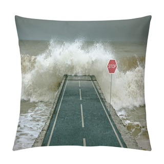 Personality  Tsunami Pillow Covers