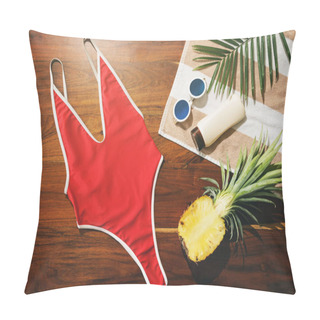 Personality  Different Items For Beach Vacations On Wooden Background Pillow Covers