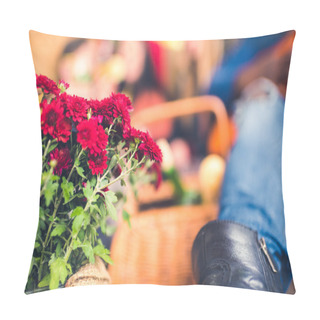 Personality  Beautiful Red Flowers In Sackcloth Pillow Covers