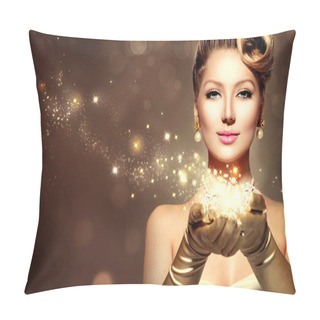 Personality  Retro Woman With Magic Stars Pillow Covers