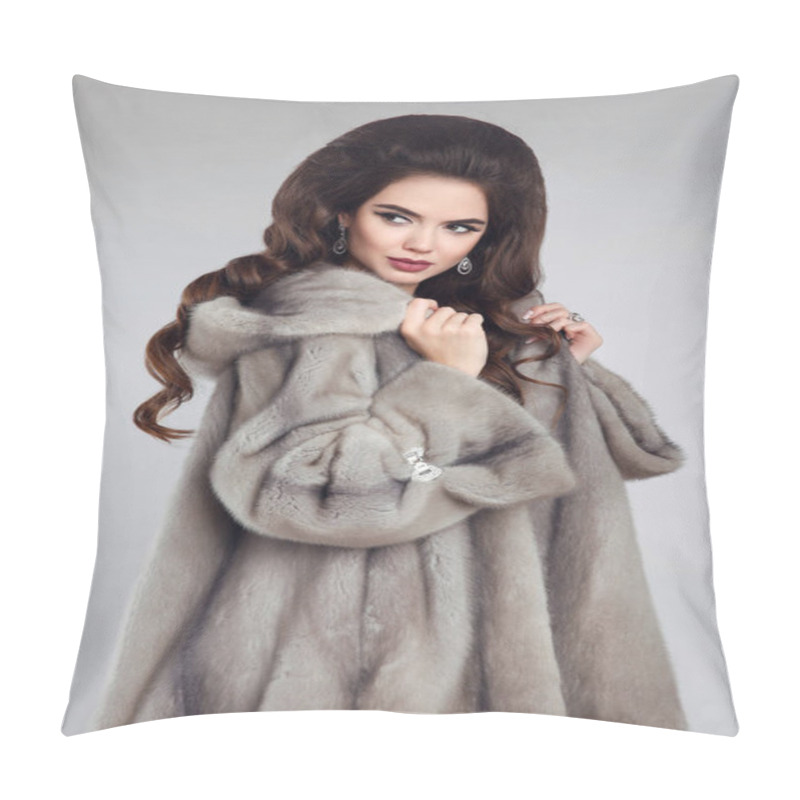 Personality  Fashionable Woman In Mink Fur Coat. Gorgeous Sensual Brunette In Pillow Covers