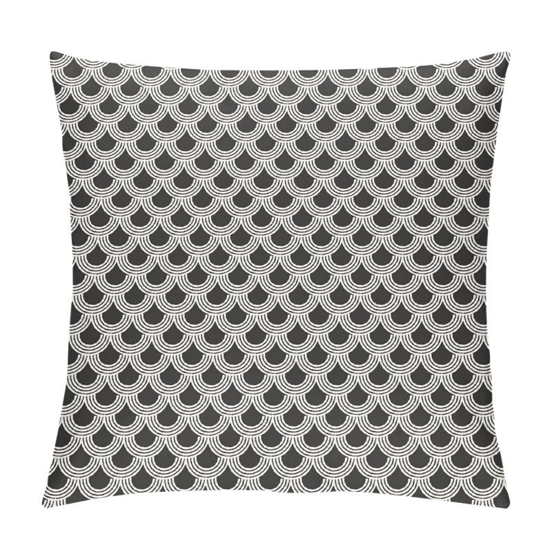 Customizable  Retro Overlap Nested Circles pillow covers