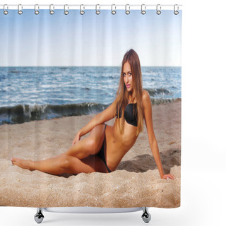 Personality  Beautiful Woman In A Bathing Suit Shower Curtains