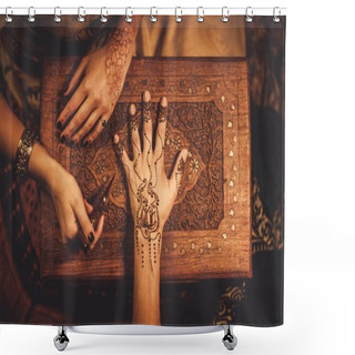 Personality  Drawing Process Of Henna Menhdi Ornament Shower Curtains