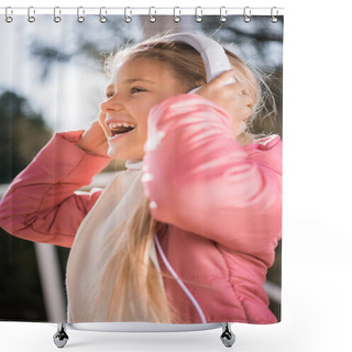 Personality  Smiling Little Girl In White Headphones Shower Curtains