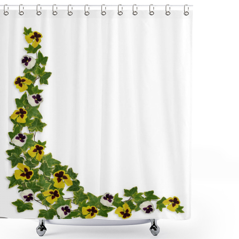 Personality  Ivy And Pansies Floral Border Shower Curtains