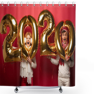 Personality  Excited Couple In Winter Outfit Holding New Year 2020 Golden Balloons, On Red Shower Curtains