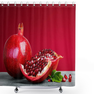 Personality  Pomegranate Fruit Shower Curtains